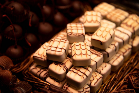 甜点店的白巧克力，美味可口