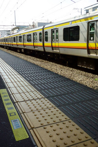 火车 平台 铁路 日本 交通 车辆 轨道 东京 运输