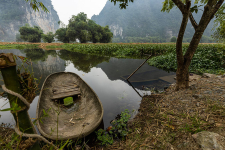 美丽的 旅行 越南 公园 岩石 天空 夏天 旅游业 反射