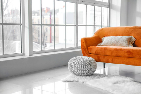 房间 趋势 美丽的 安慰 房子 活的 极简主义 沙发 最小值