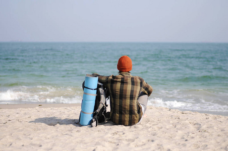轮廓 男人 泰国 天空 海洋 旅游业 思考 海景 太阳 假日