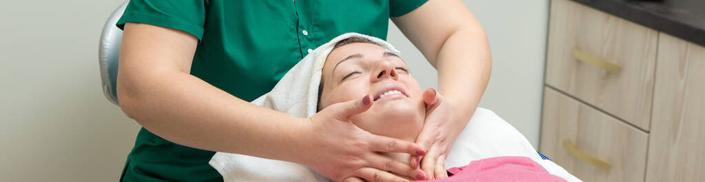 皮肤科 应用 医学 美容师 客户 沙龙 美丽的 分辨率 按摩