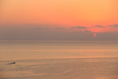 太阳 海景 日出 地平线 黎明 夏天 颜色 反射 自然 早晨