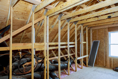 管道 在室内 天花板 木材 寒冷的 固定 条件作用 护发素