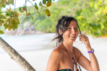 比基尼 美丽的 快乐 女人 太阳 闲暇 天空 假期 旅行