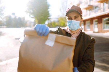 在线 爆发 送货员 面具 安全 包装 邮递员 购物 预防