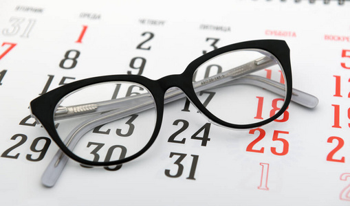 景象 考试 十二月 组织者 眼镜 议程 提醒 笔记本 排版