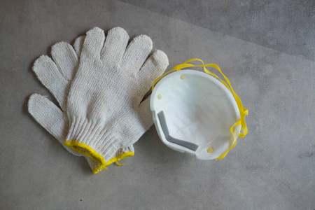 防护面罩呼吸器和手套图片