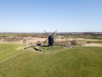 丹麦历史风车鸟瞰图图片