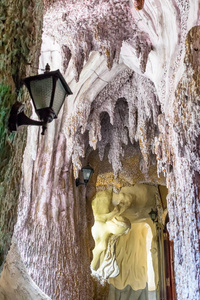 钟乳石洞和灯罩图片