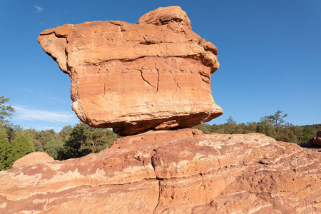 科罗拉多平衡岩石砂岩地层图片