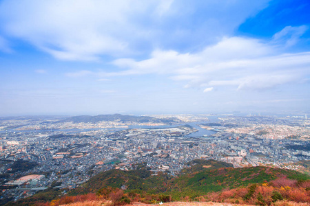 从樱山观看日本北九州市的景观图片