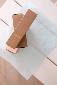 美容产品工艺纸包装盒图片