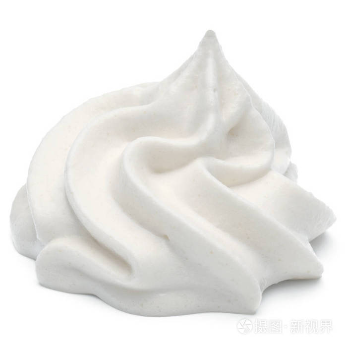 鲜奶油漩涡隔离在白色背景上