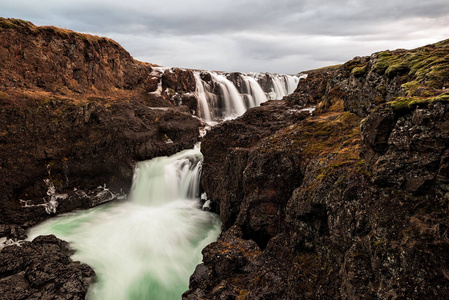 冰岛的科尔朱福尔瀑布图片