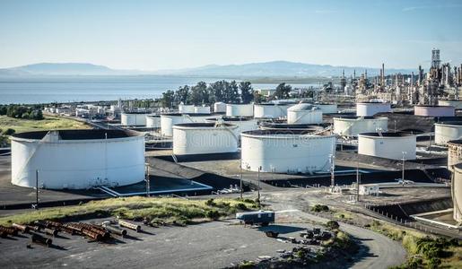 石油燃料工业的精炼厂采用美国加州美利坚合众国