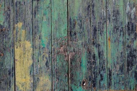 木制的门背景,富有色彩的和去皮的.老年的入口,closure关闭