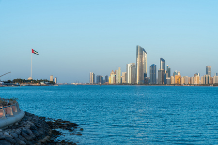 阿布扎比波斯湾滨海大道景观