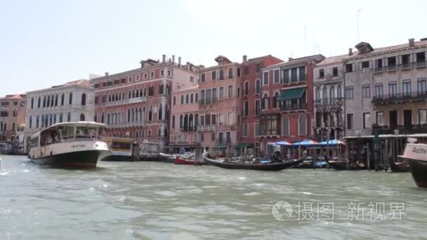 在威尼斯的运河视频