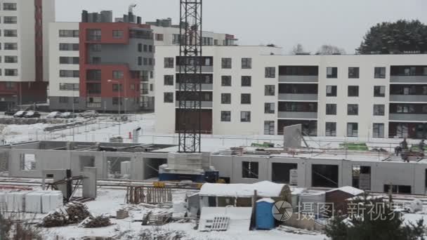 群生成器平公寓建筑工地的工人视频