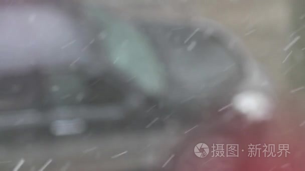 雪下得正快速抽象背景冬天天气视频