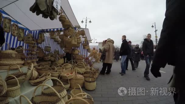 销往市场公平和人的手工柳条筐视频