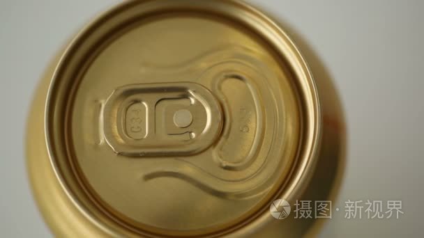 关闭苏打汽水或啤酒开幕视频