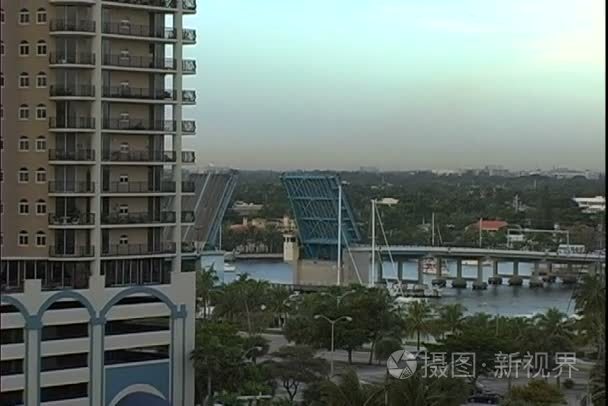 在迈阿密海滩桥视频