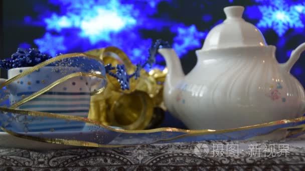 一杯茶在新年的气氛视频