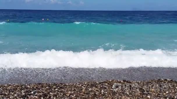 海滩上的海浪视频