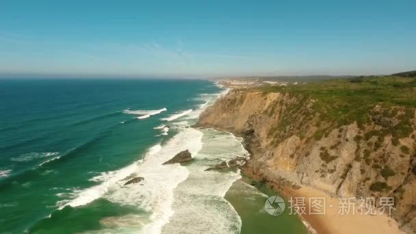 峭壁和葡萄牙西部海岸空中海滩视频