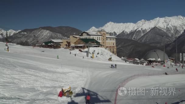 滑雪基础设施在高尔基自治市 960 米以上海平面素材视频