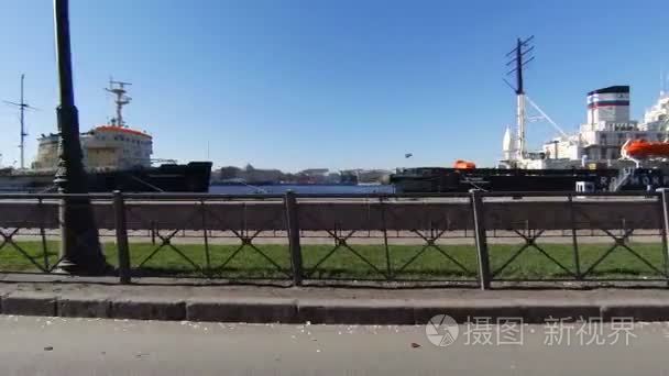 船舶的滨水区圣彼得斯堡视频