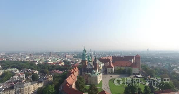 空中的瓦维尔城堡，克拉科夫，波兰，最热门的看法