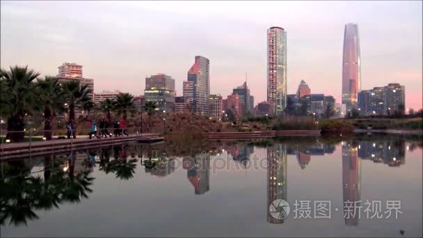 晚霞和智利城市景观视频