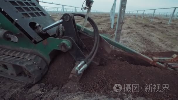 挖掘地面车辆视频