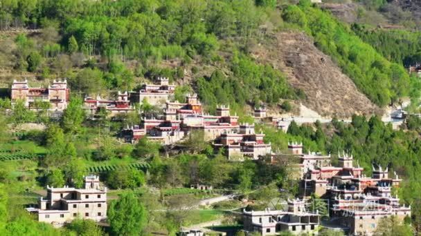 四川丹巴藏族村庄的视图视频