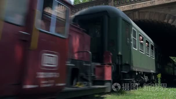 在法兰克福的历史性机车火车视频