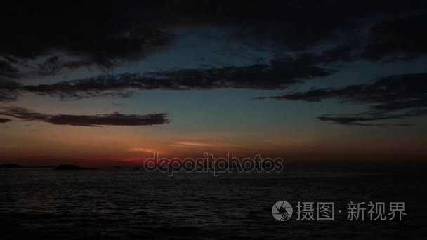 日出海洋天空时间推移高清晰度视频