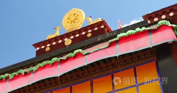 4 k 特写镜头的大昭寺在拉萨市白云在蔚蓝的天空视频