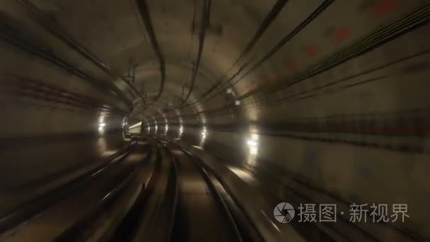 车站列车隧道速度视频