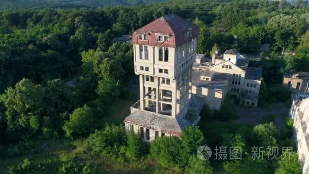 废弃矿井塔在匈牙利视频