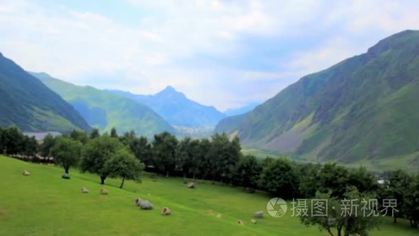 山水风光与风景如画的山村全景视频