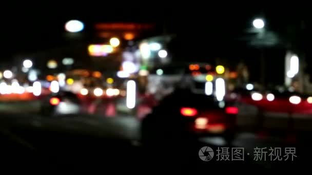 道路模糊车辆与道路警示灯维护视频