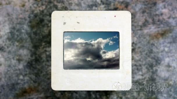 幻灯片胶片上的天空云时间失效视频
