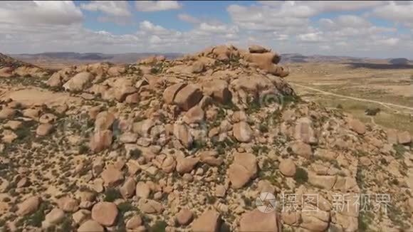 南非花岗岩露头的鸟瞰图视频