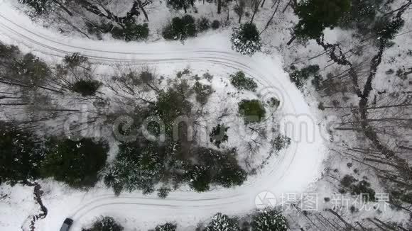 带着货车去山上旅行视频