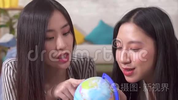 两位亚洲女性选择在全球度假地视频
