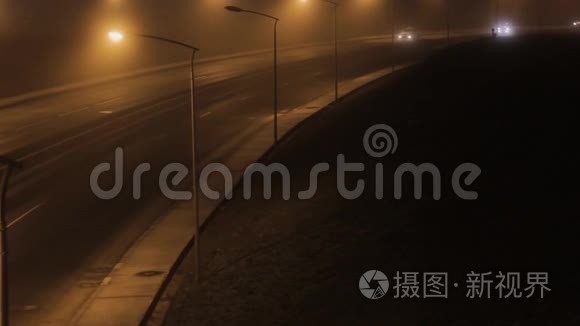 大雾天气交通危险视频