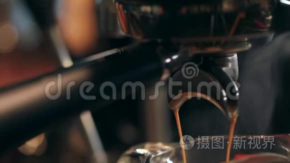 咖啡店的咖啡机视频